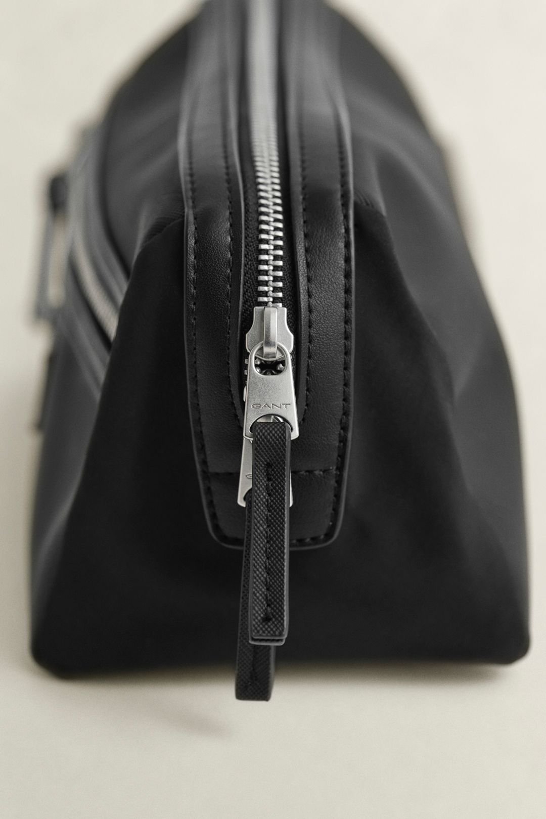 Gant Gant Men's Smart Casual Washbag Black - 4