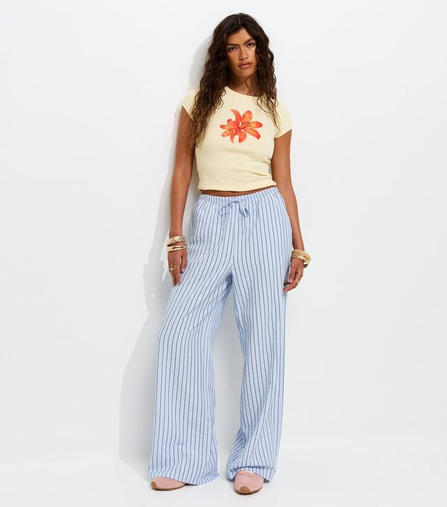 New Look Women's Blue Striped Seersucker Wide Leg Trousers New Look - 2