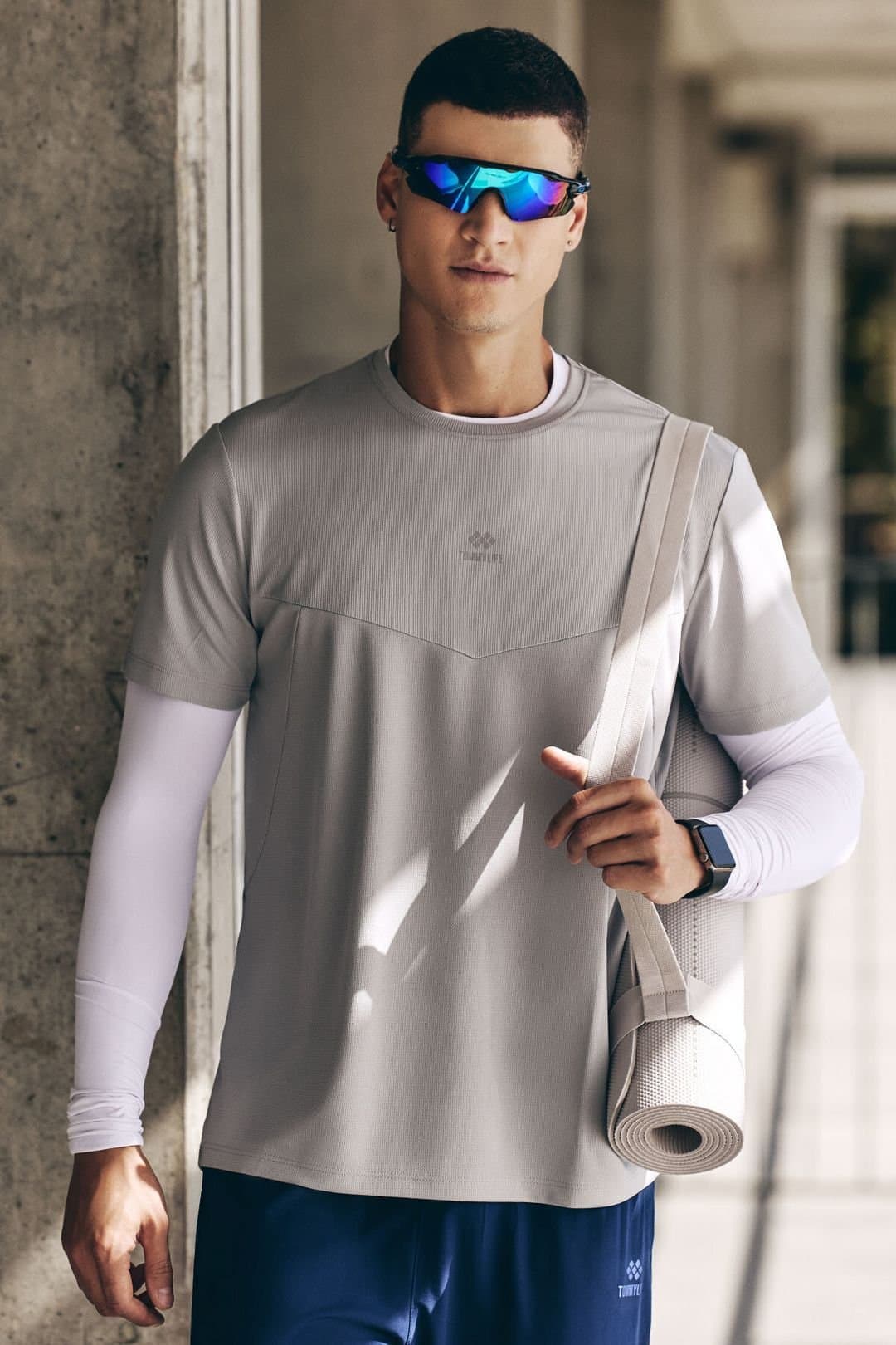Tommy Life Tommy Life Men's Solid Polyester Crew Neck T-Shirt in Light Grey