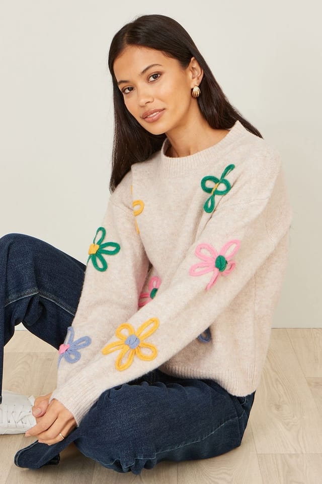Yumi Yumi Women's Oatmeal Relaxed Flower Embroidered Jumper in Beige - 2