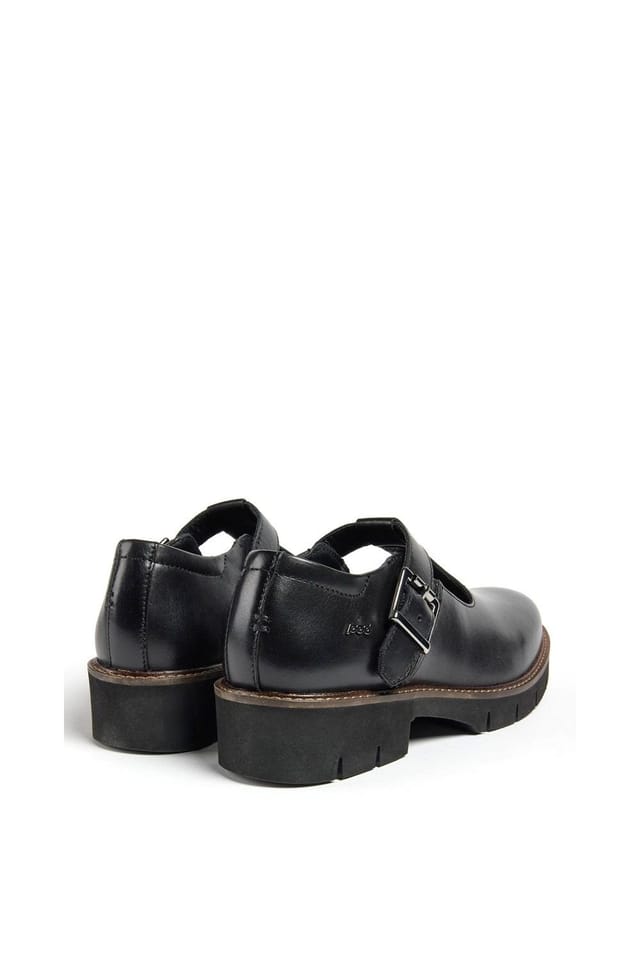Pod Pod Women's Kayla Shoes in Black - 2