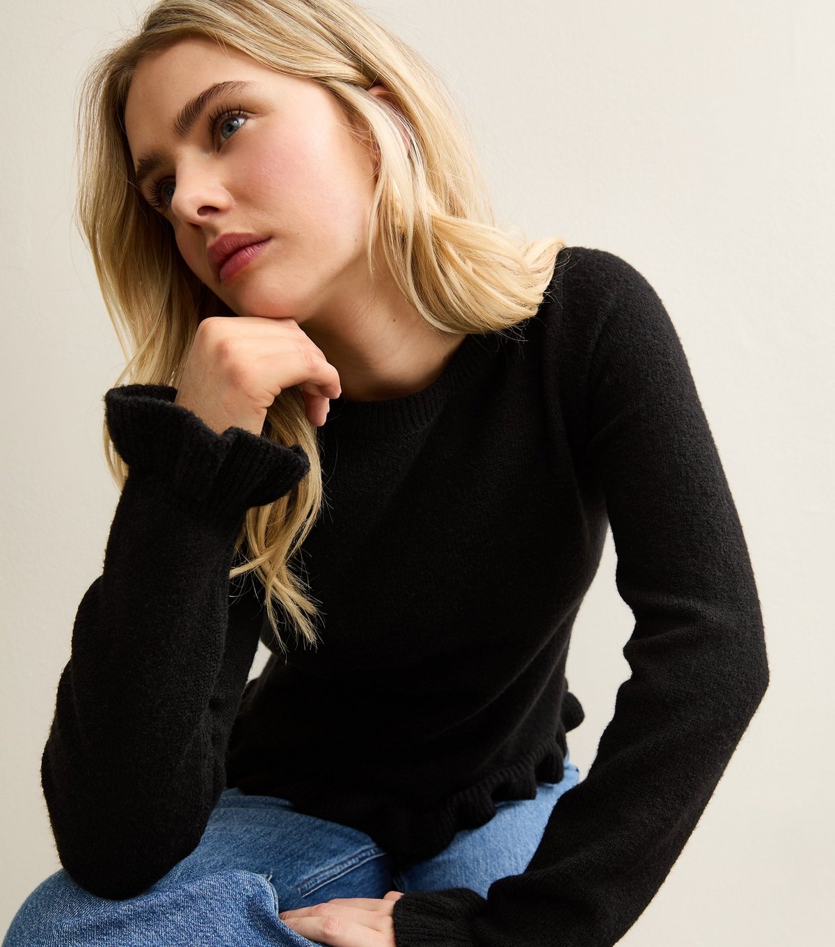 New Look Women's Black Frill Trim Crew Neck Jumper New Look - 2