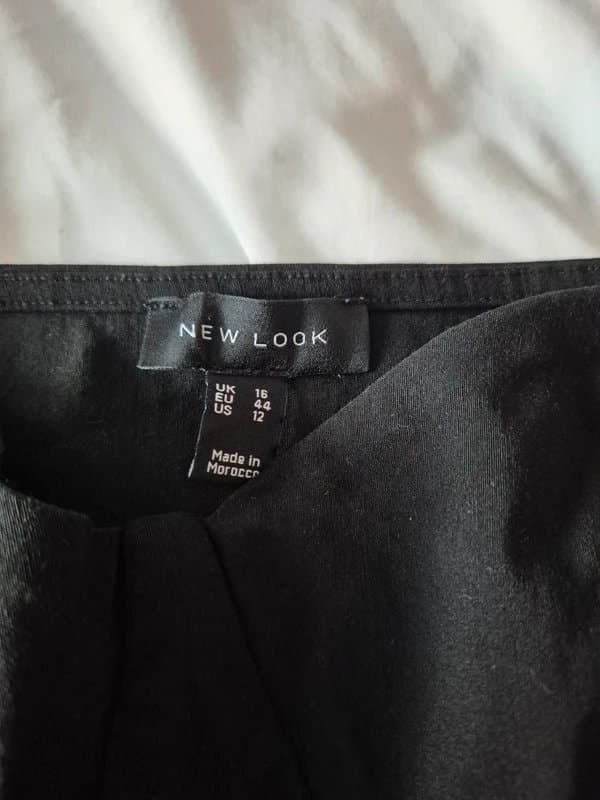 New Look New Look black cropped bustier top, size 16