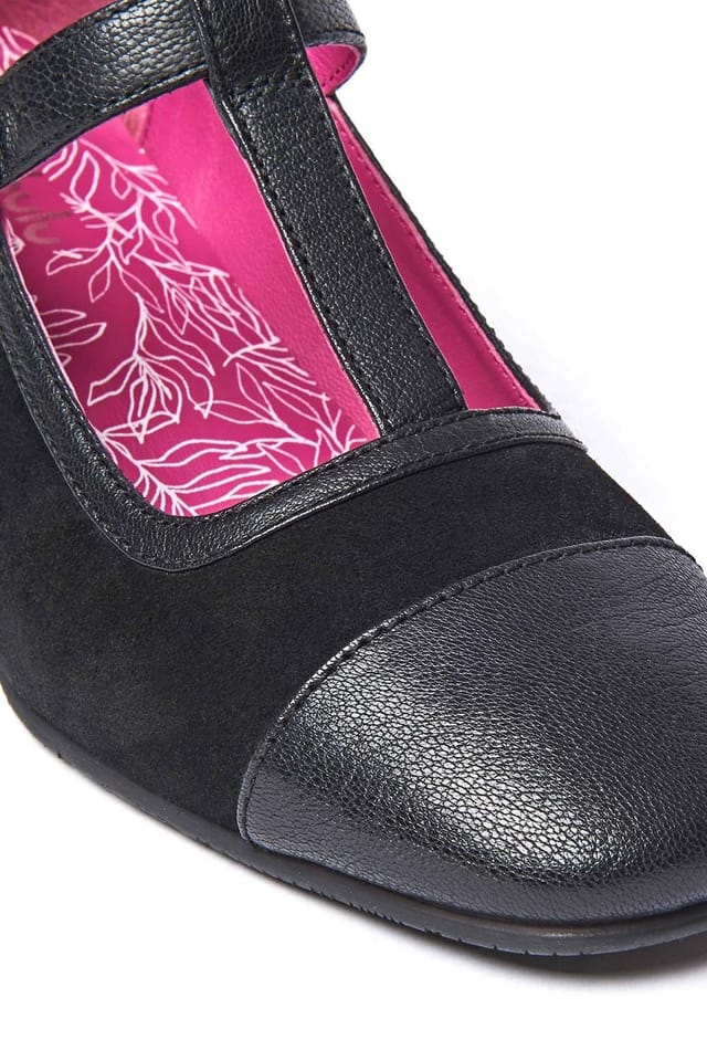 Moshulu Moshulu Women's 'Buchoo' T-Bar Heel in Black - 3