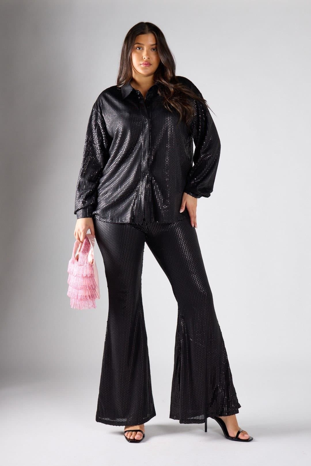 Shnoo Shnoo Women's Collared Long-Sleeve Shirt in Black