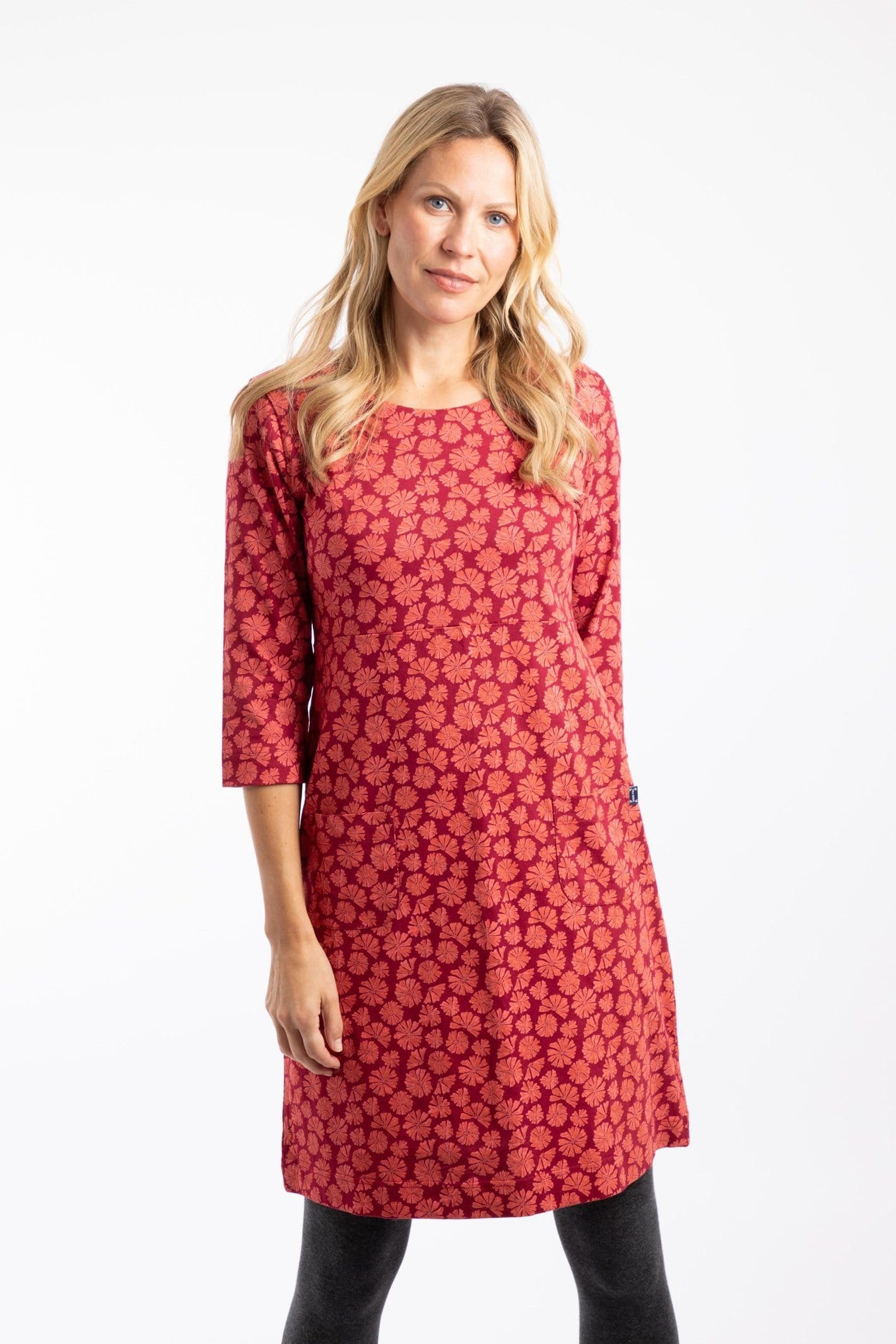 Weird Fish Weird Fish Women's Starshine Printed Jersey Dress in Red - 4