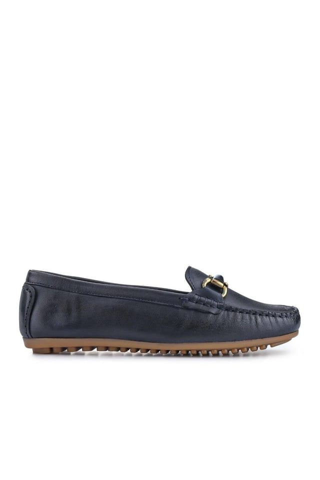 Jones Bootmaker Jones Bootmaker Women's Athikia Leather Slip-On Shoes in Navy - 2