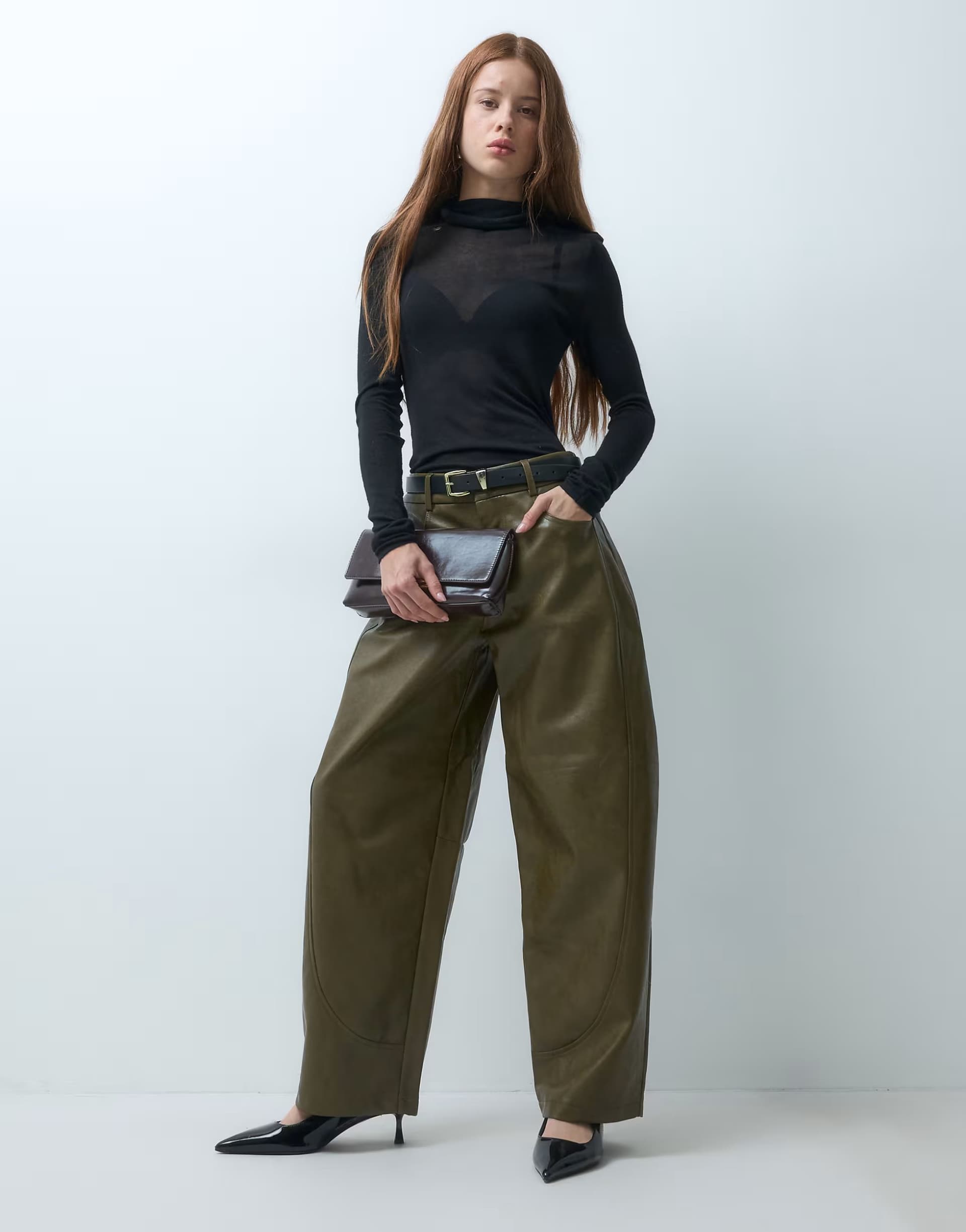 ASOS ASOS DESIGN Petite Tailored faux leather barrel trousers in khaki