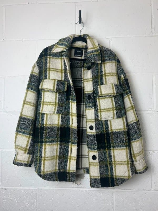 Bershka bershka green and white jacket