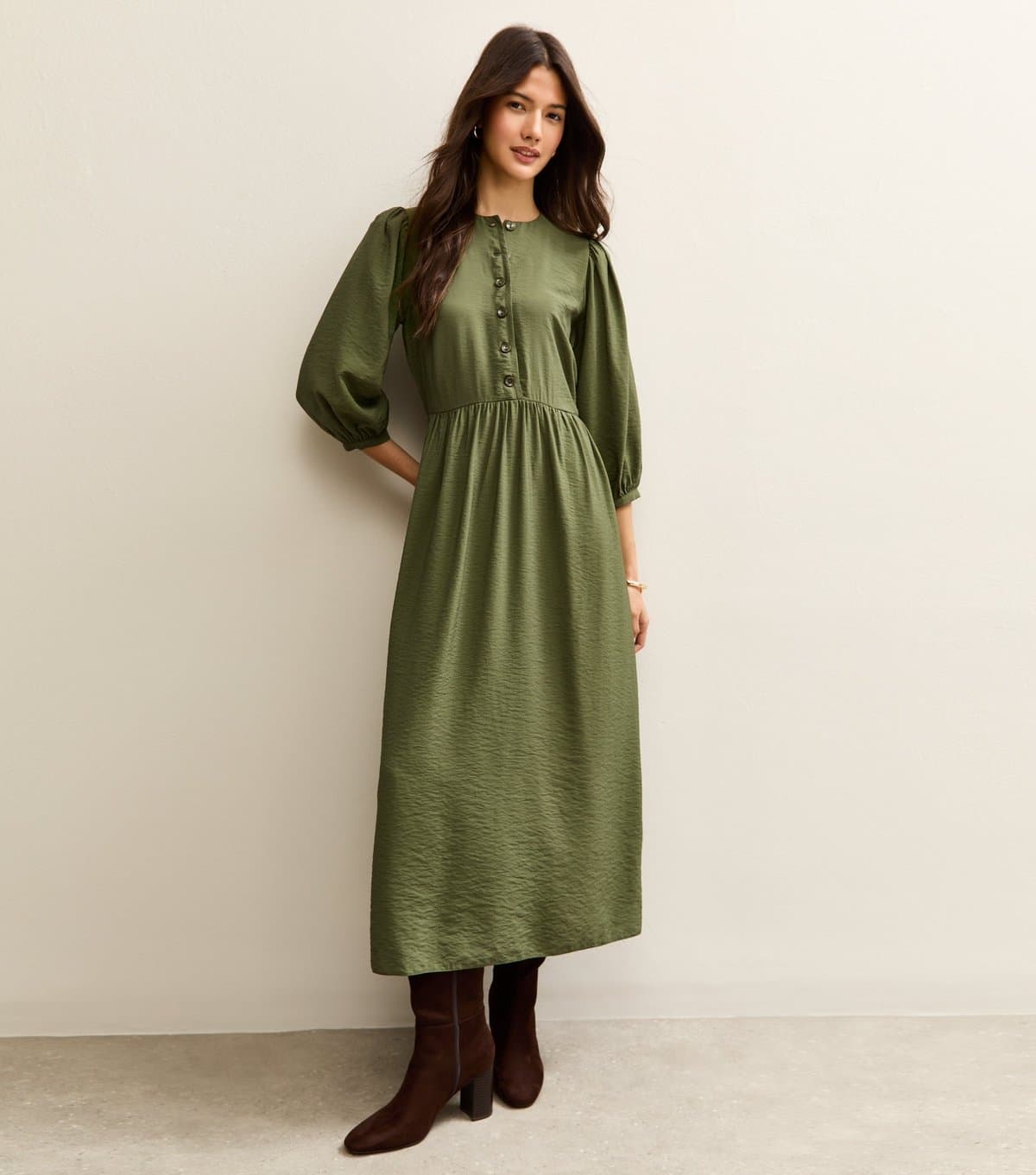 New Look Women's Light Khaki Buttoned Cropped Sleeve Midi Dress New Look