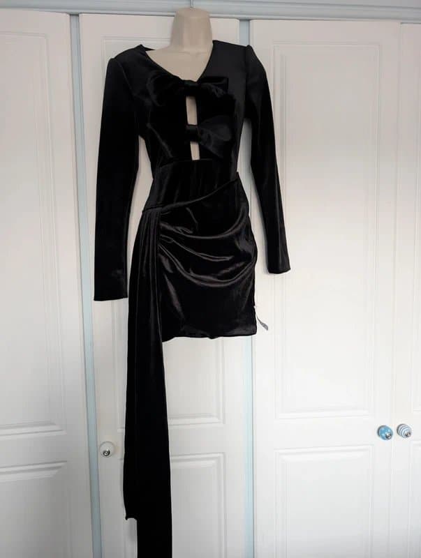 ASOS ASOS Luxe velvet bow detailed draped mini dress in black size 8