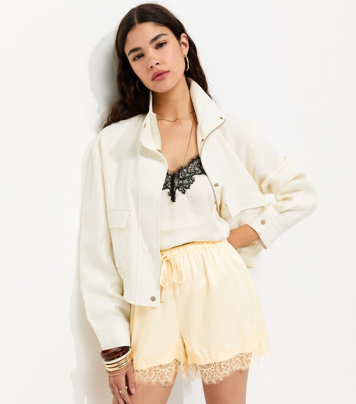 New Look Women's Cream Satin Lace Trim Shorts New Look