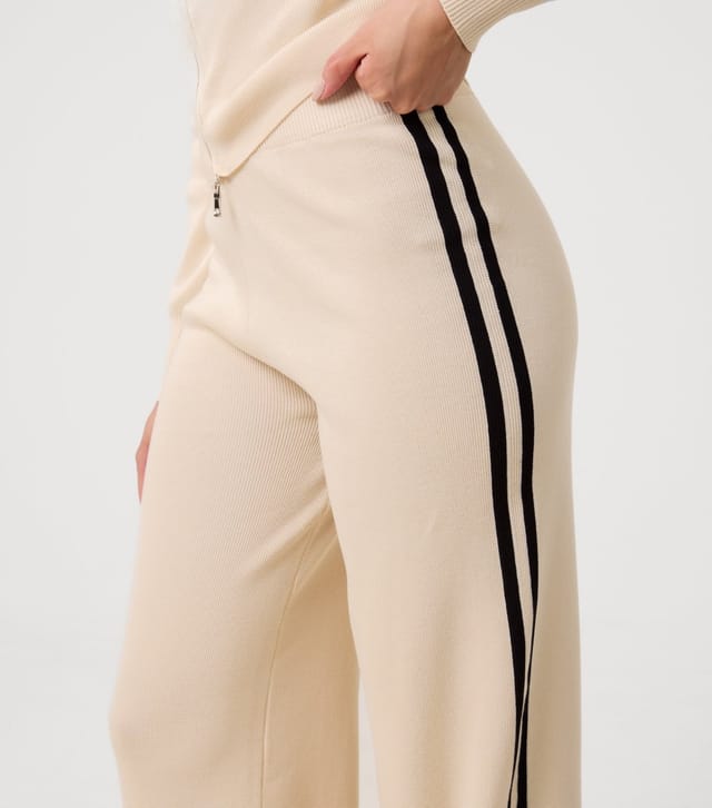 Pink Vanilla Women's Stone Contrast Trim Wide Leg Trousers Pink Vanilla New Look - 3