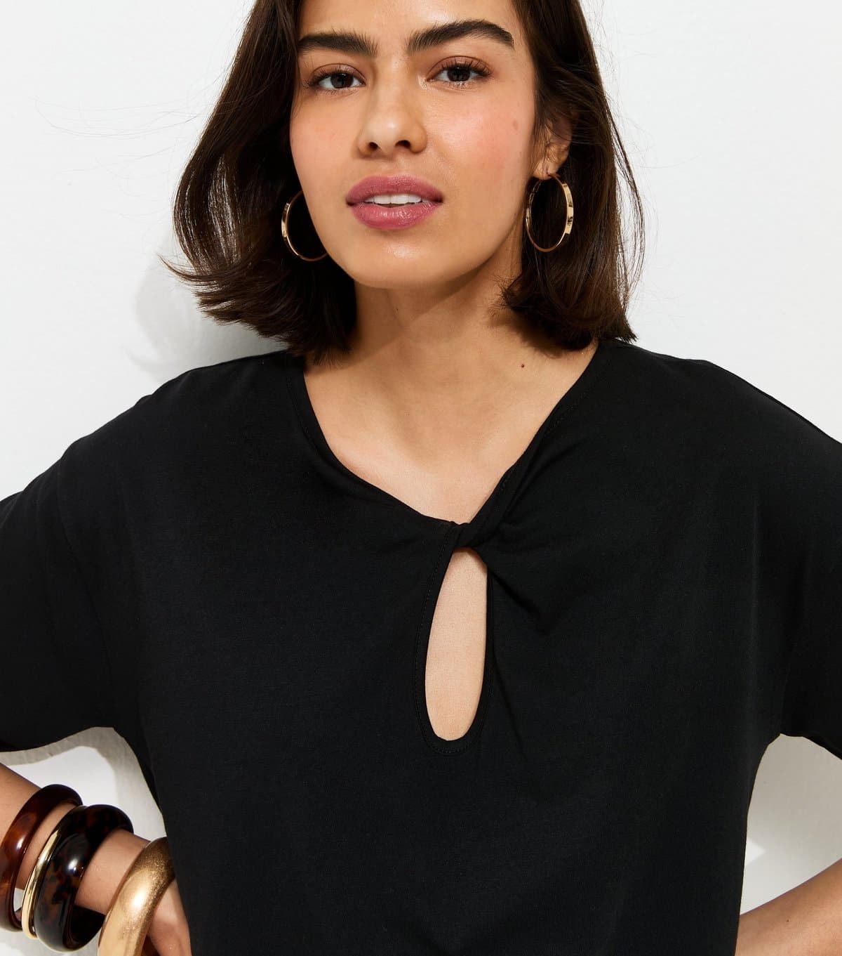 New Look Women's Black Twisted Keyhole T-Shirt New Look
