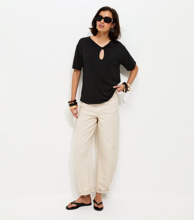 New Look Women's Black Twisted Keyhole T-Shirt New Look - 3