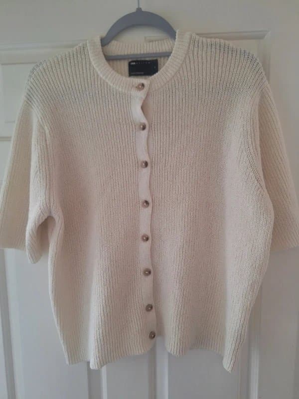 ASOS Design Knitted short sleeved cardigan