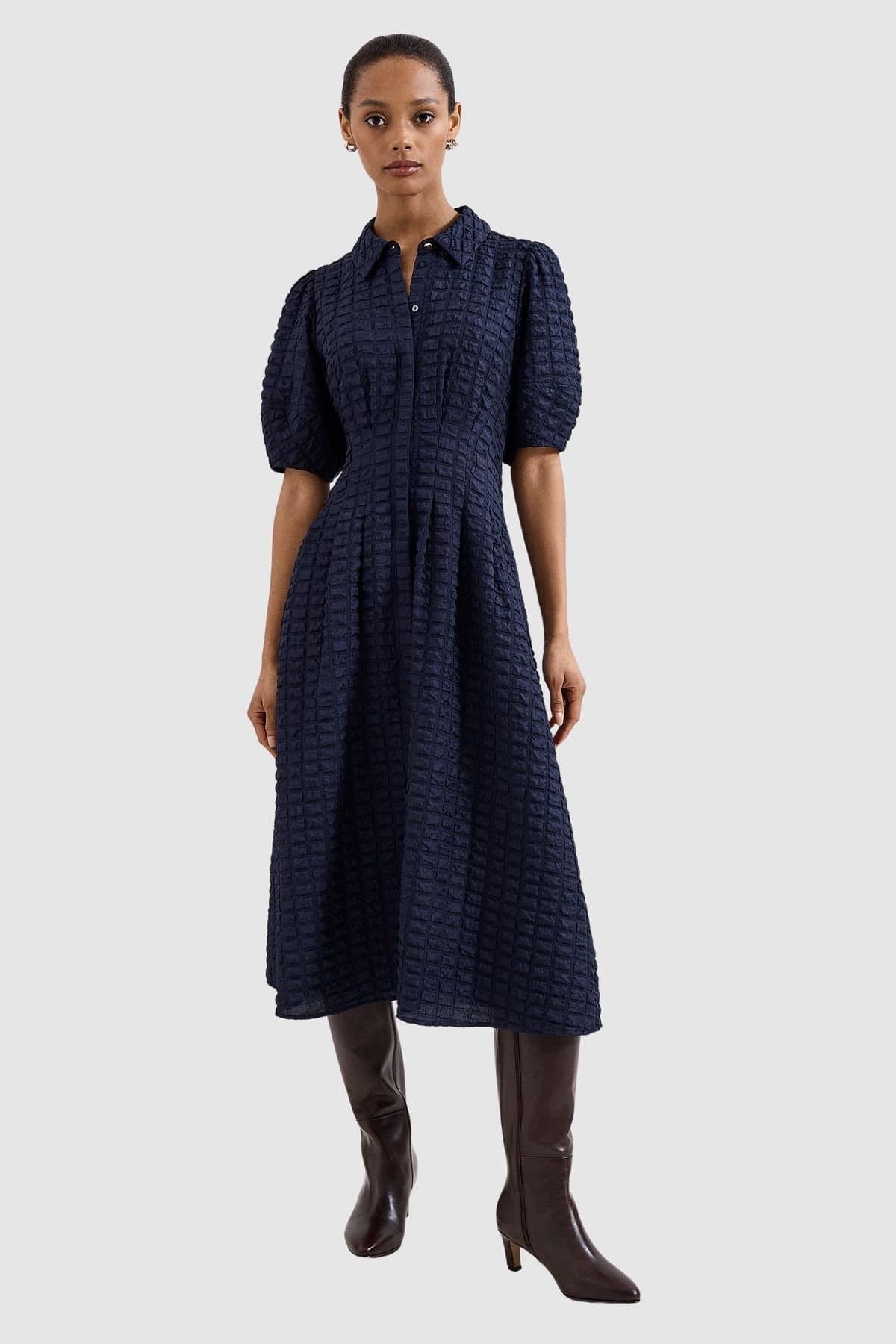 Phase Eight Phase Eight Women's Yasmine Textured Puff Sleeve Midi Dress in Dark Navy