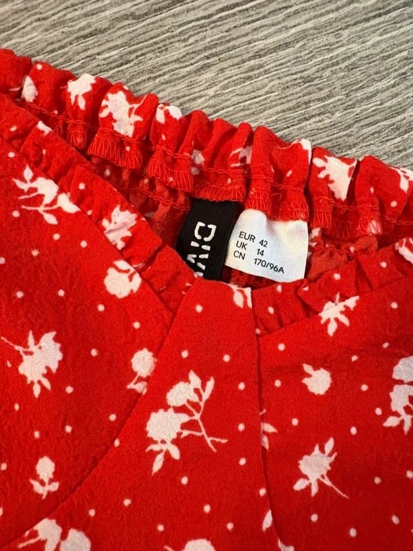 H&M H&M floral milkmaid smock crop top size 14