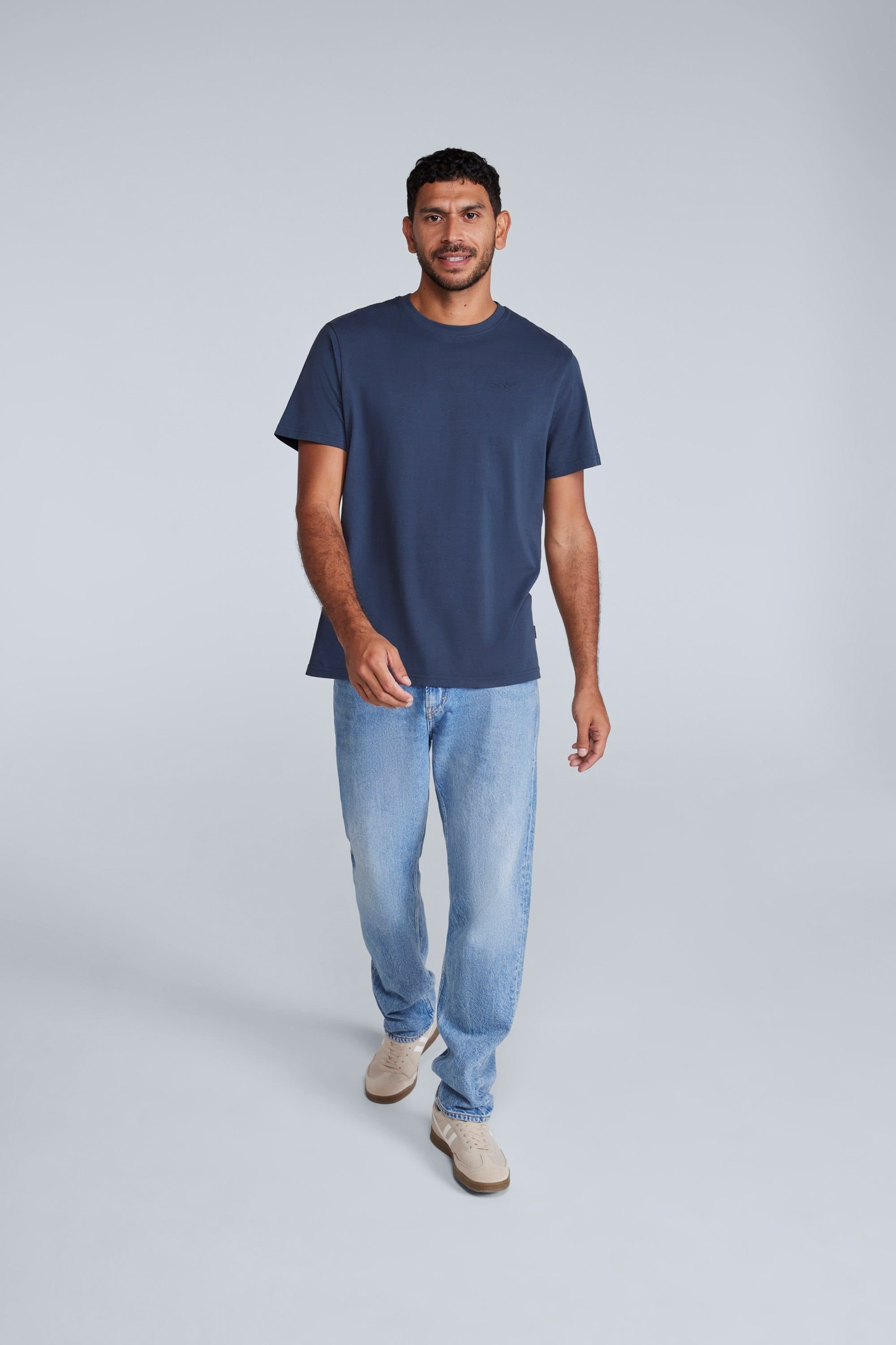 Animal Animal Men's 'Icon' Logo Print Lightweight Cotton Relaxed Fit Casual T-Shirt in Navy - 2