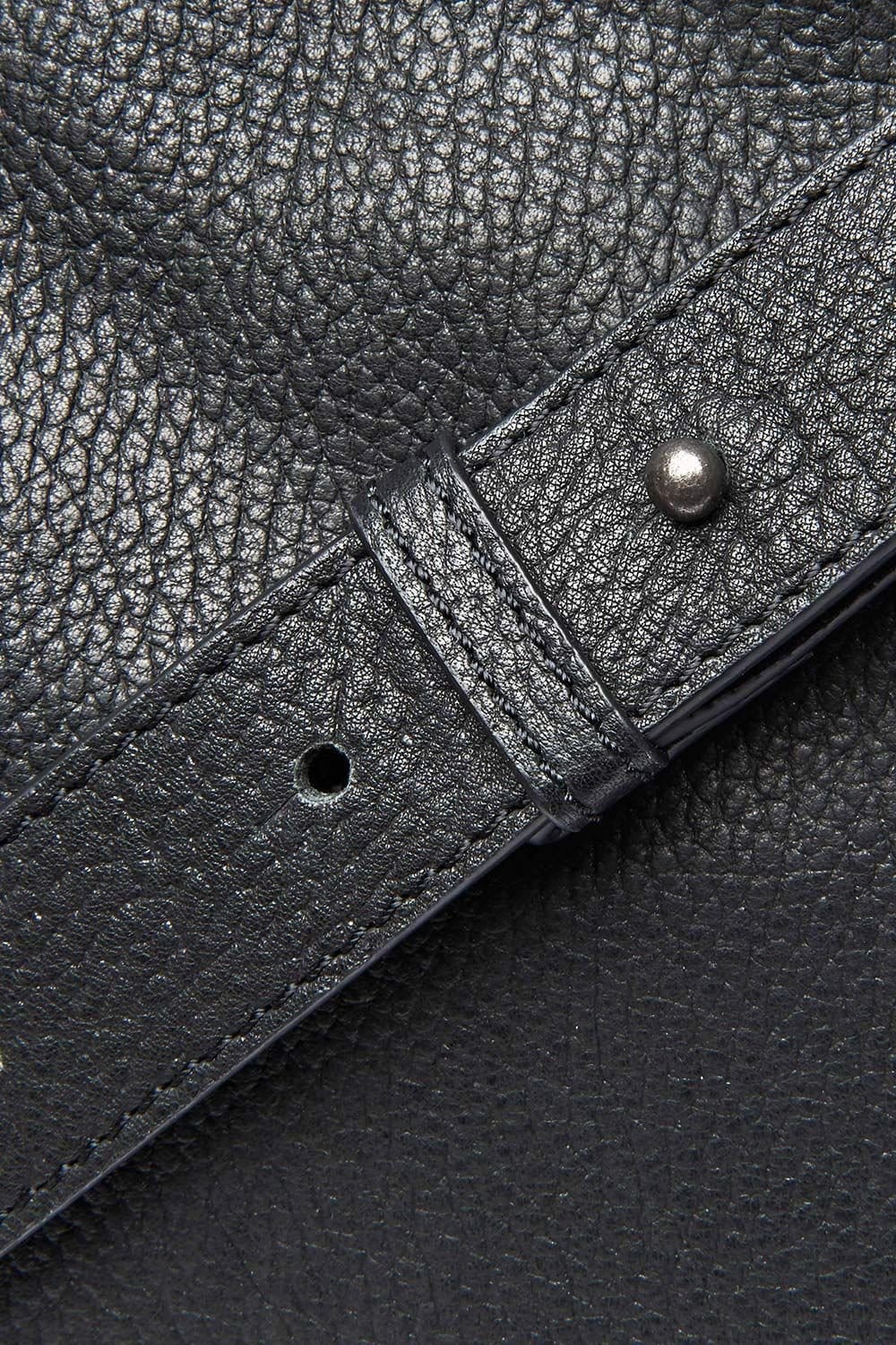 Moshulu Moshulu Women's 'Steeple' Leather Bag in Black - 4