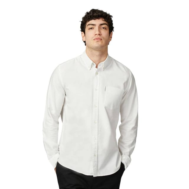 Ben Sherman Ben Sherman Men's Signature Oxford Long-Sleeved Shirt in White - 3