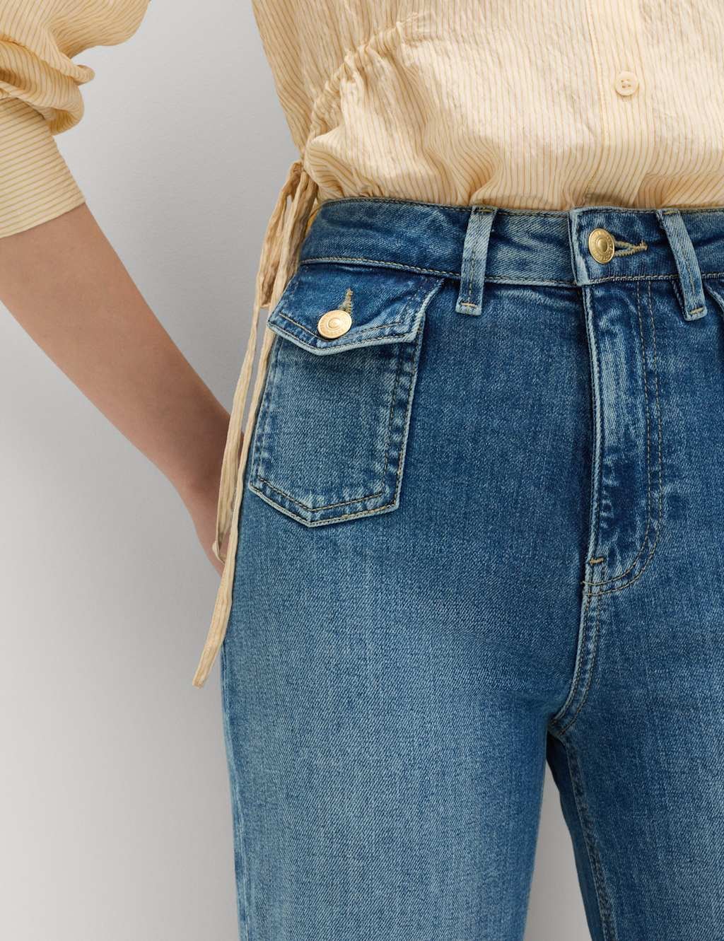 Marks & Spencer M&S High Waisted Patch Pocket Flared Jeans Medium Indigo - 2