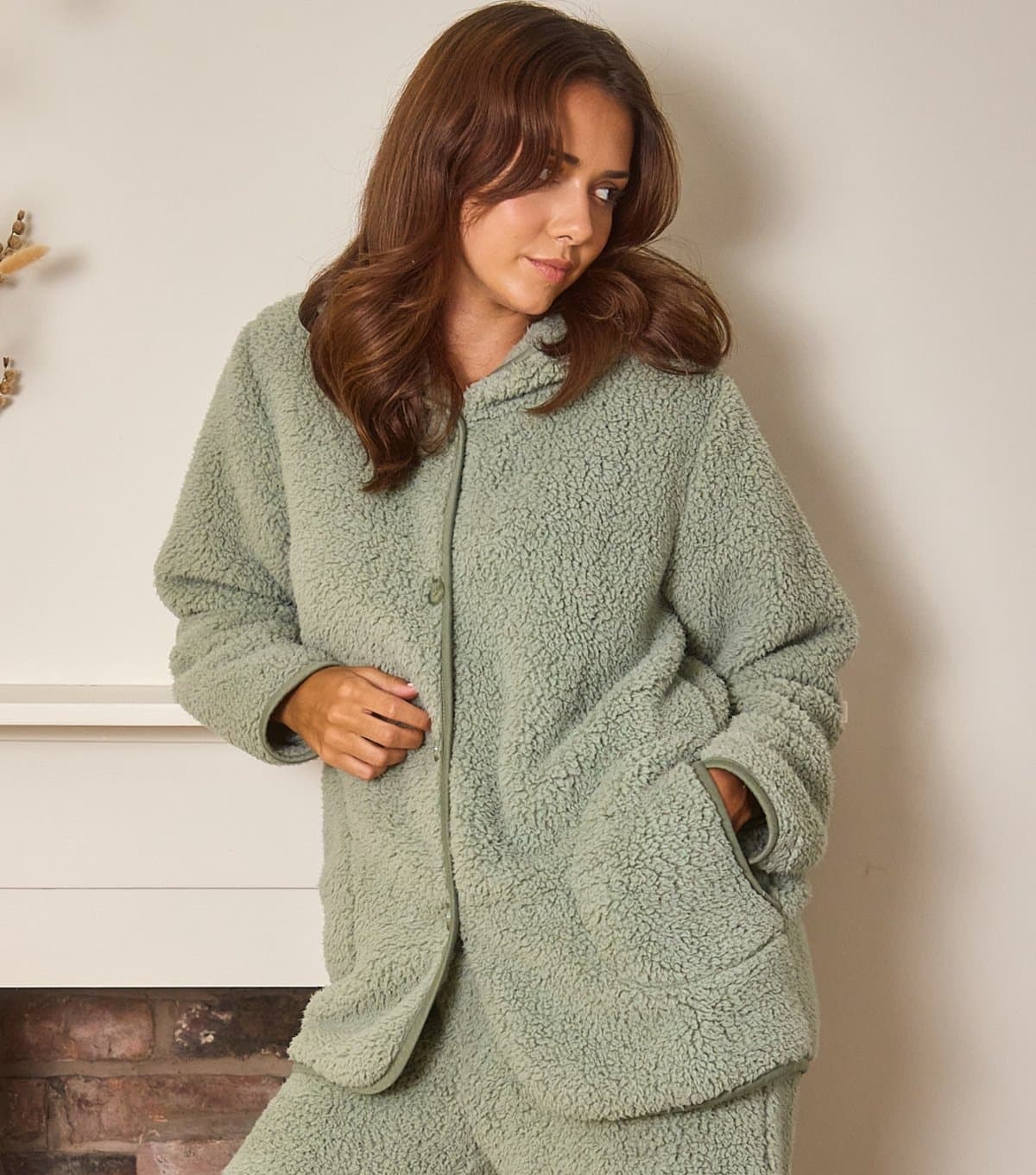 Loungeable Loungeable Green Borg Hooded Cardigan