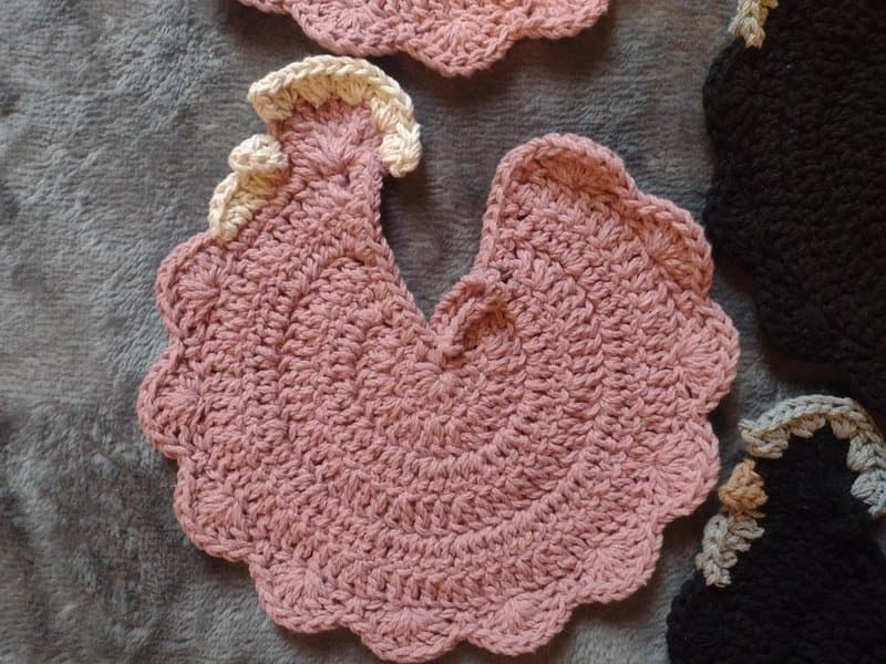 ESCARLATA Bundle of 7 handmade chicken potholders, ideal for Christmas presents