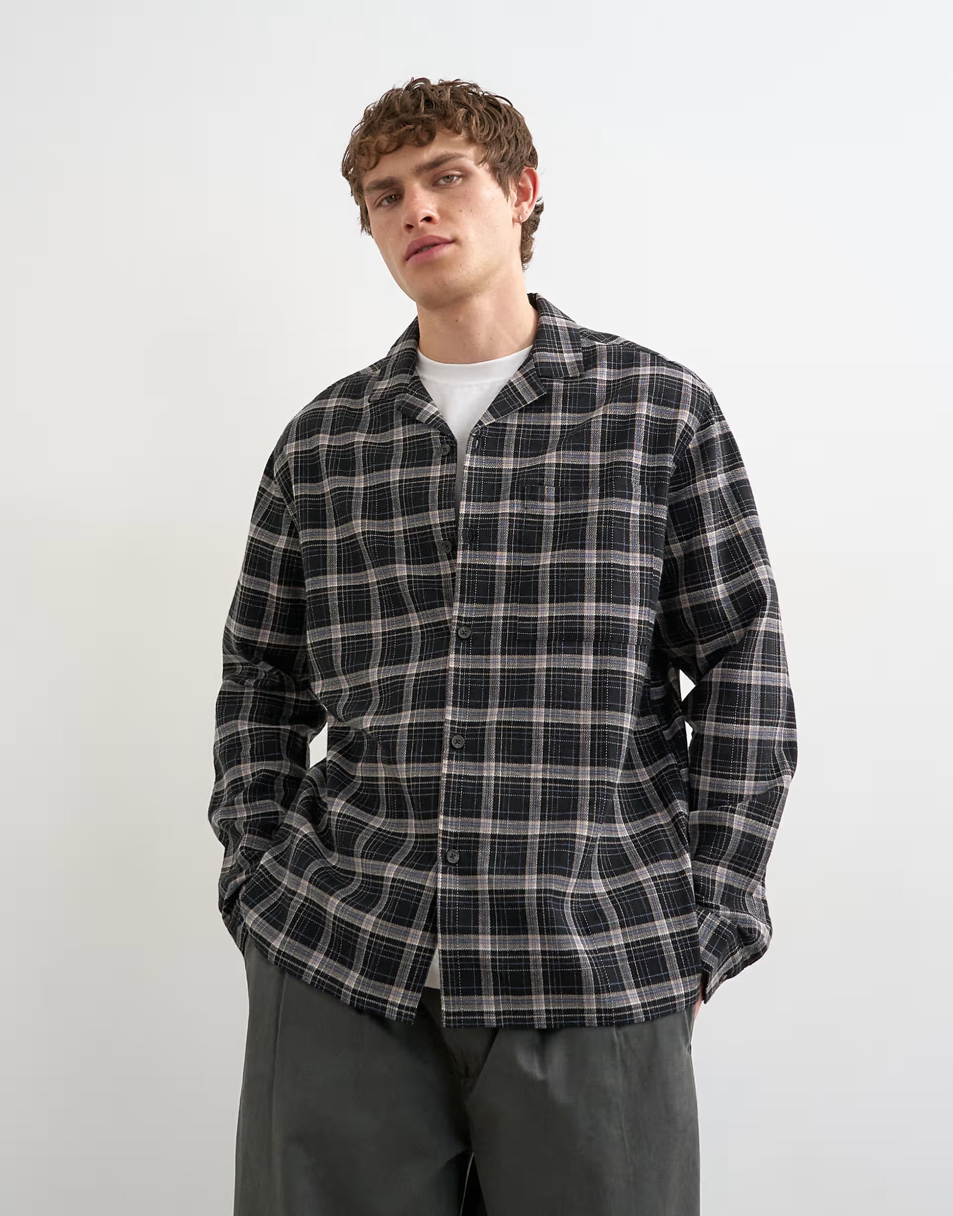 ASOS Topman relaxed fit textured check revere shirt in black - 1