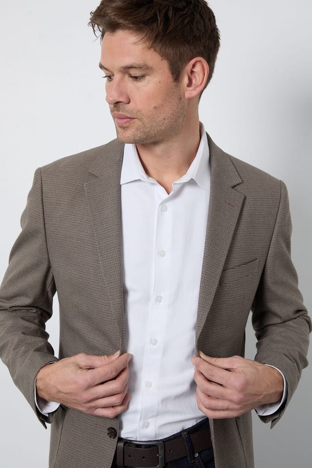 Burton Burton Men's Brown Heritage Check Patch Pocket Tailored Fit Blazer - 3