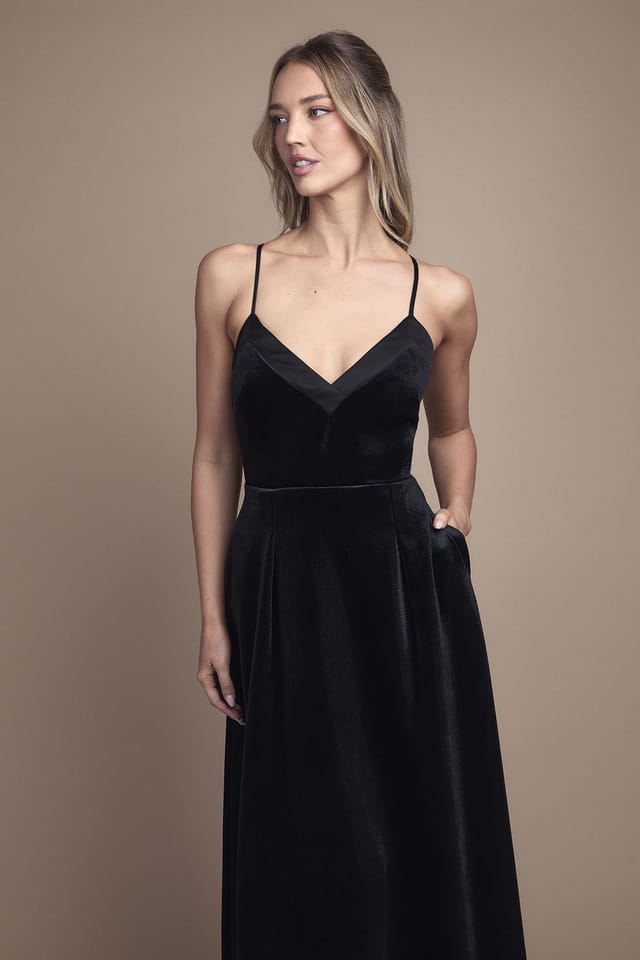 Coast Coast Women's Velvet V Neck Strappy Low Back & Bow Detail Maxi Bridesmaid Dress in Black - 2
