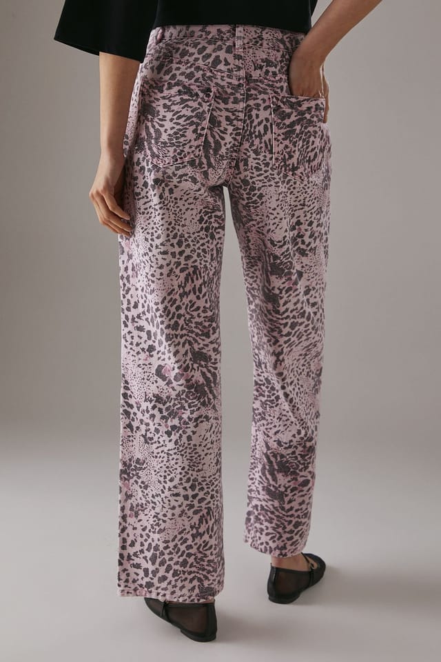 Warehouse Warehouse Women's Printed Denim Low Rise Dad Jeans in Leopard - 3