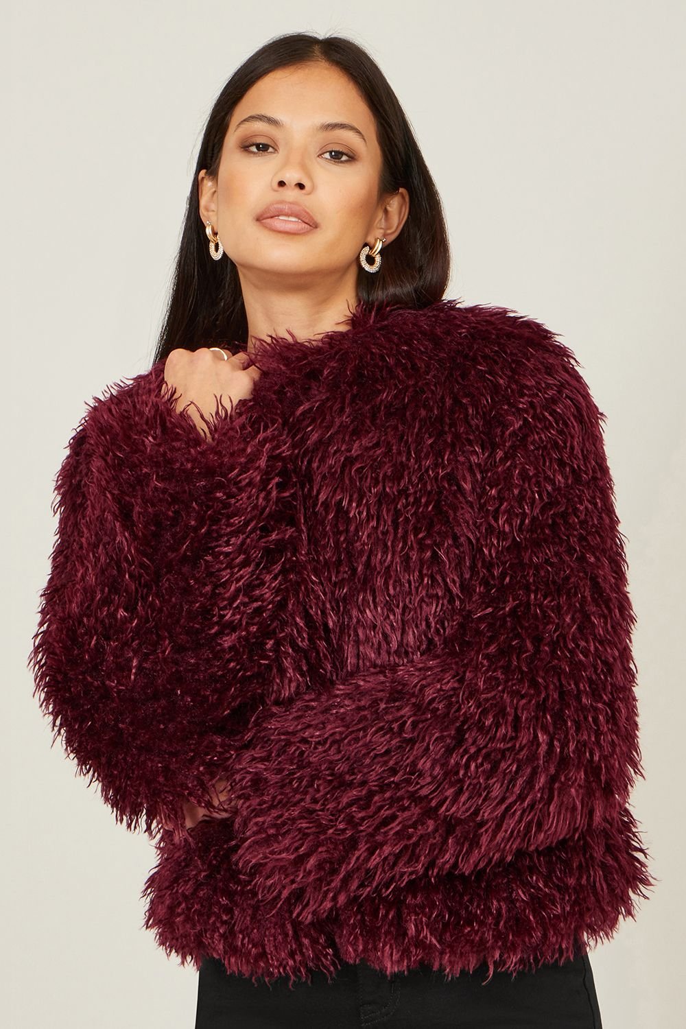 Yumi Yumi Women's Burgundy Luxe Fluffy Faux Fur Coat - 2