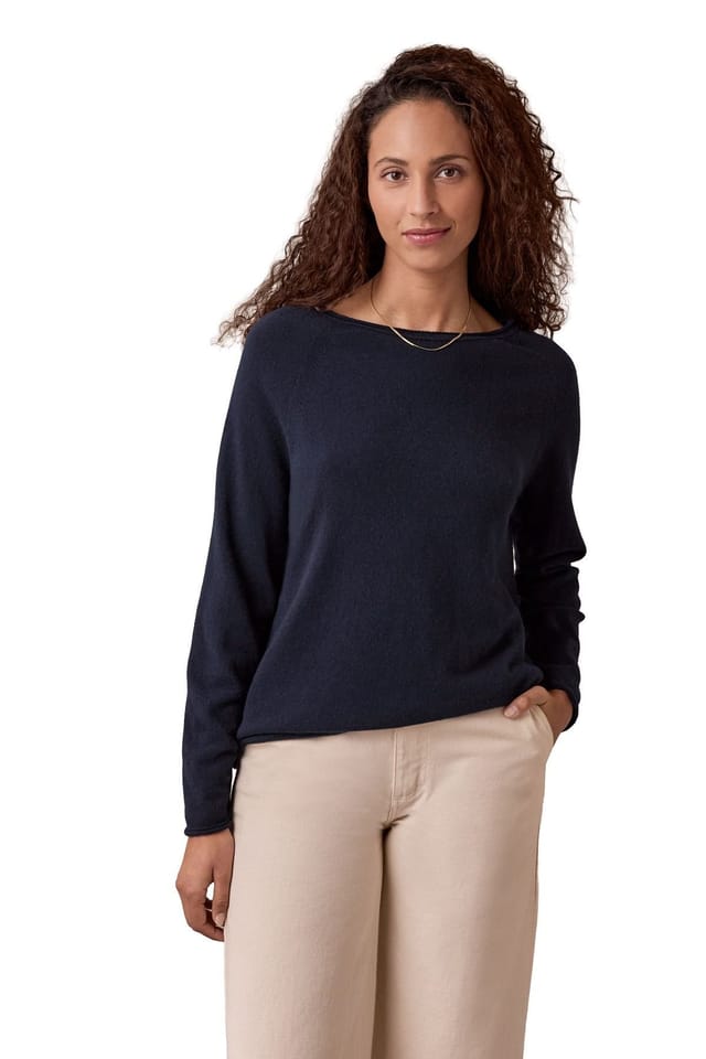 Celtic & Co Celtic & Co Women's Supersoft Essential Sweater in Dark Navy - 3