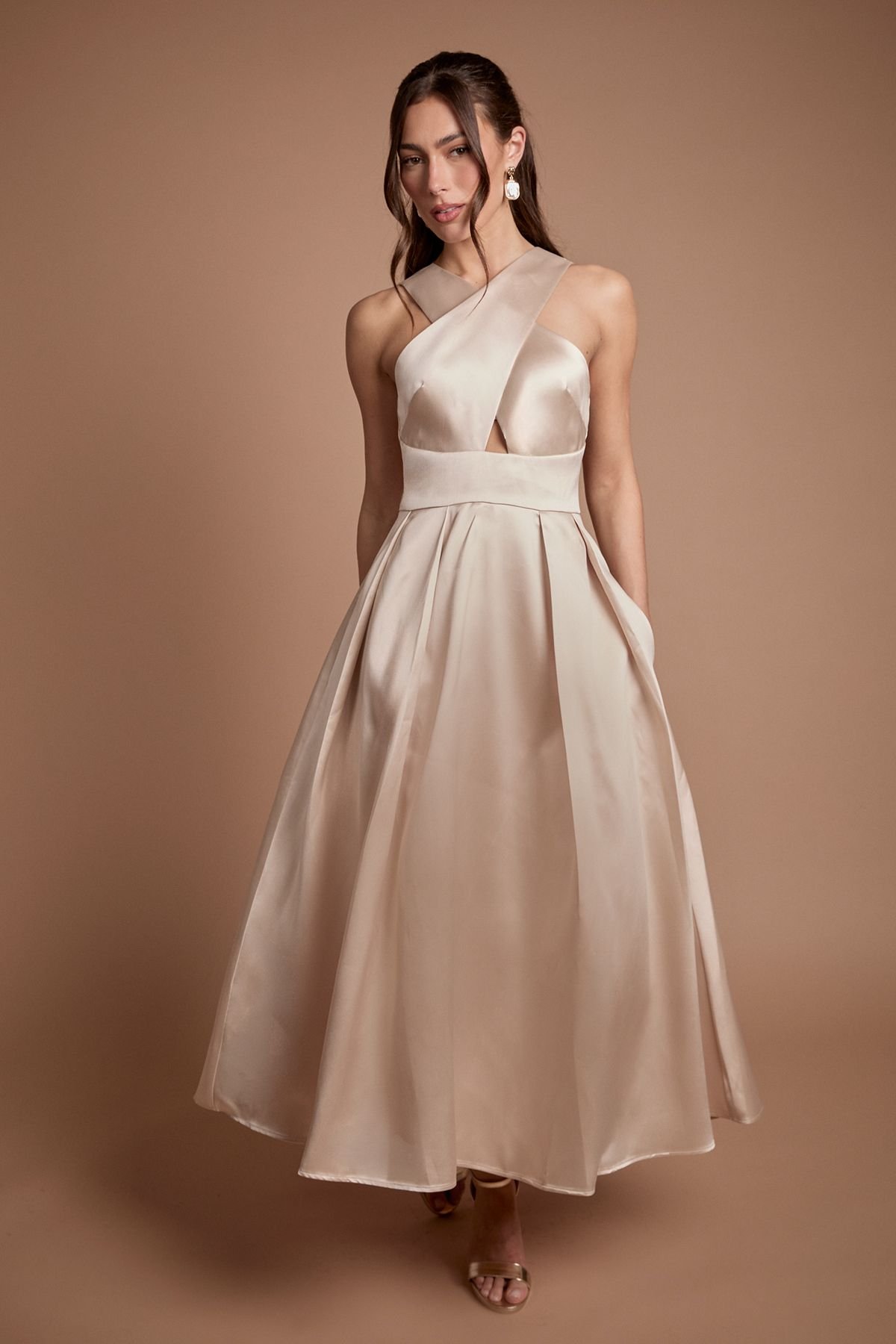 Coast Coast Women's Cross Neck Twill Bridesmaid Dress in Champagne - 4