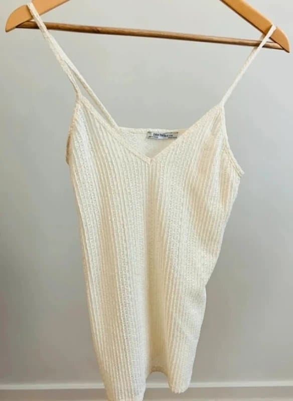 Zara Trafaluc Zara trafaluc boho lacy crochet look fabric vest size small