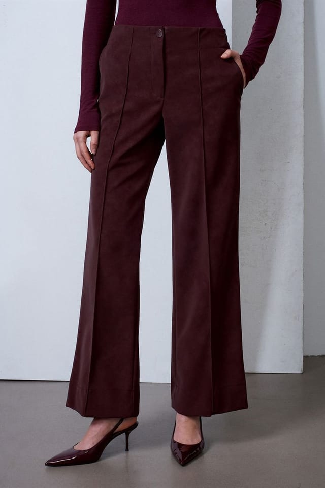 Dilvin Dilvin Women's High-Waist Wide-Leg Faux Leather Trousers in Burgundy - 3