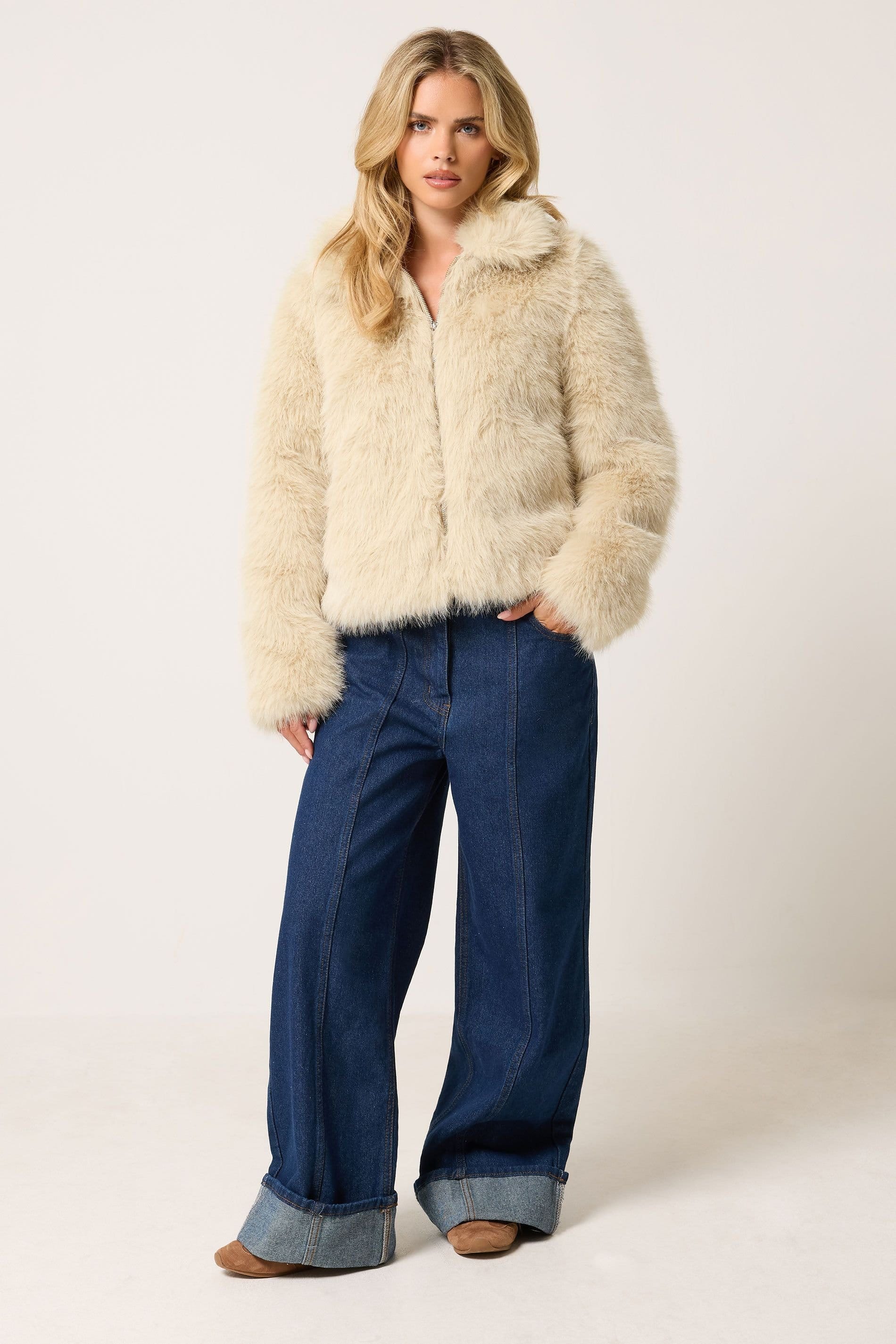 PixieGirl PixieGirl Women's Petite Faux Fur Coat in Ivory - 4
