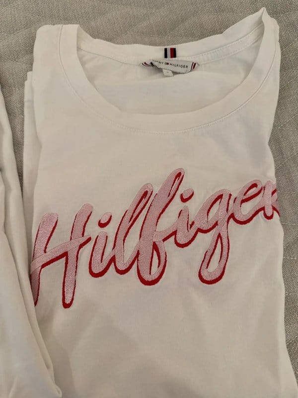 Tommy Hilfiger T Shirt Bundle Size L Women's