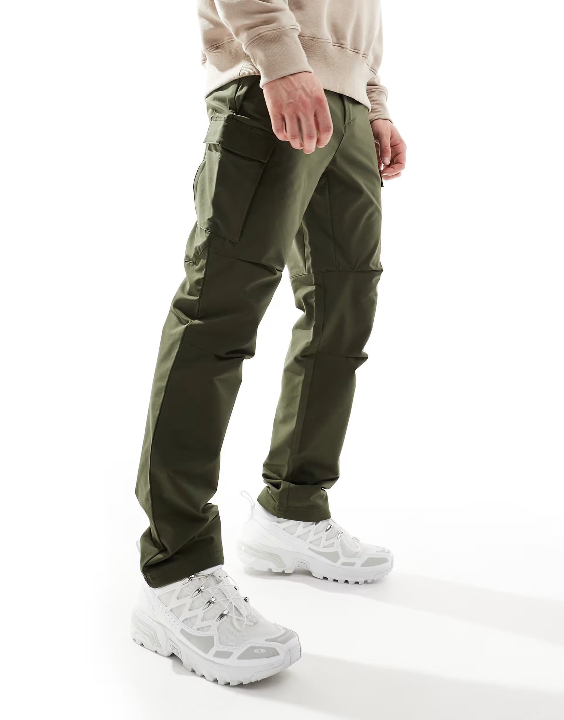 ASOS Regatta Questra Cargo Trousers in Khaki