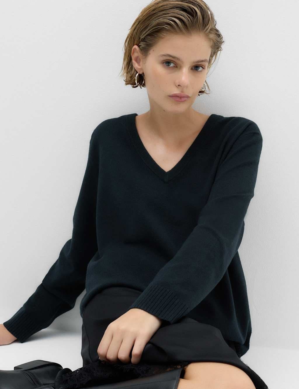 Marks & Spencer M&S Air-Yarn V-Neck Oversized Longline Jumper Midnight Navy
