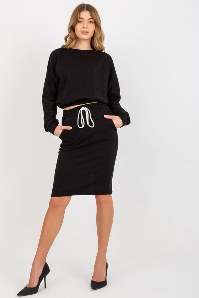 Love Lace Love Lace Women's Tracksuit Set Sweatshirt & Skirt in Black - 2