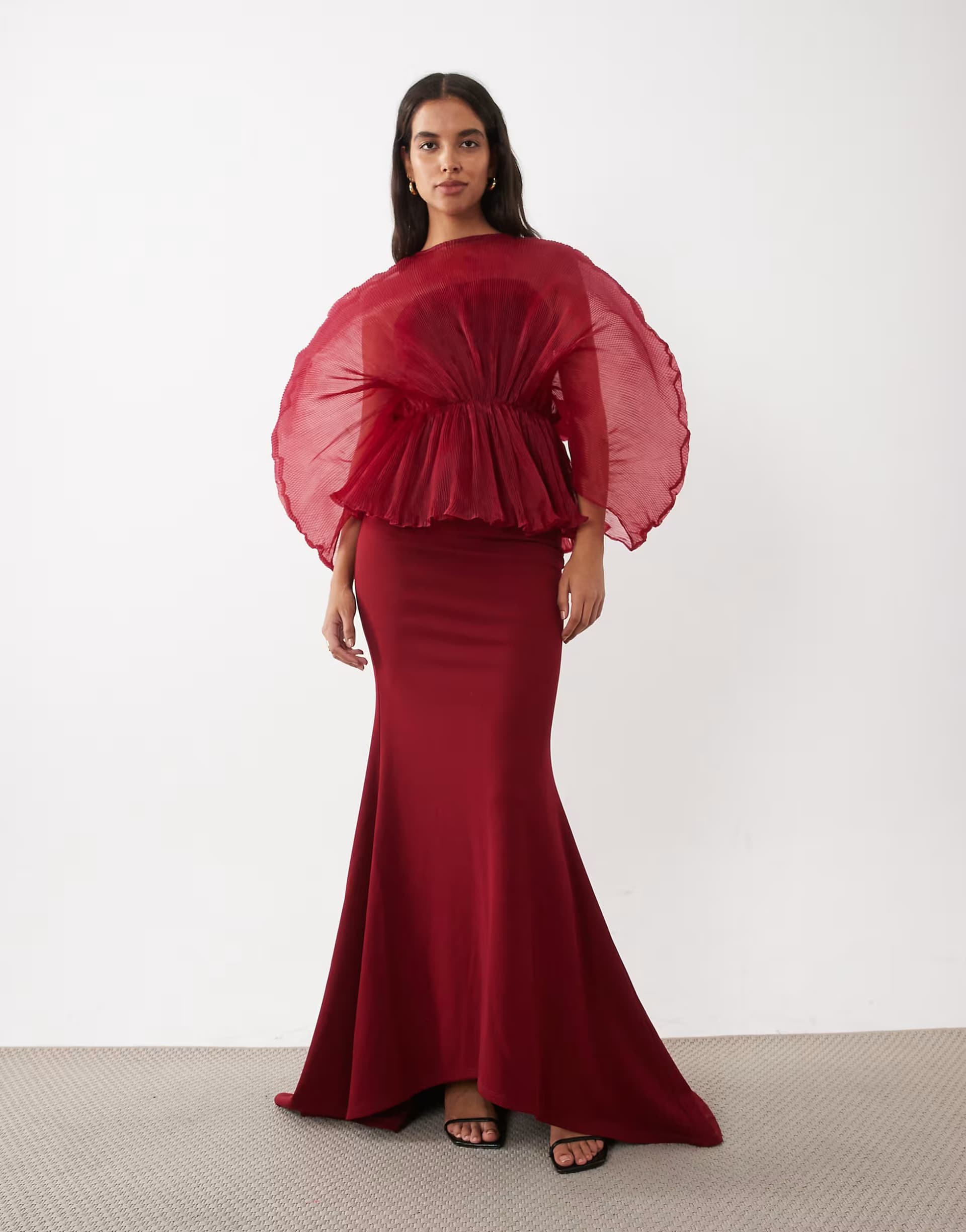 ASOS ASOS DESIGN pleated bodice maxi dress with stretch crepe contrast in wine