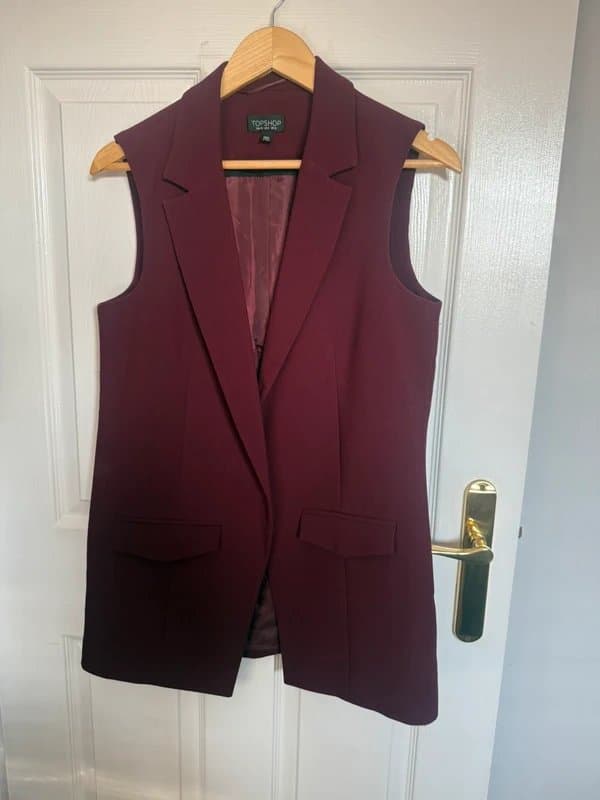 Topshop Top shop burgundy sleeveless jacket gilet 12
