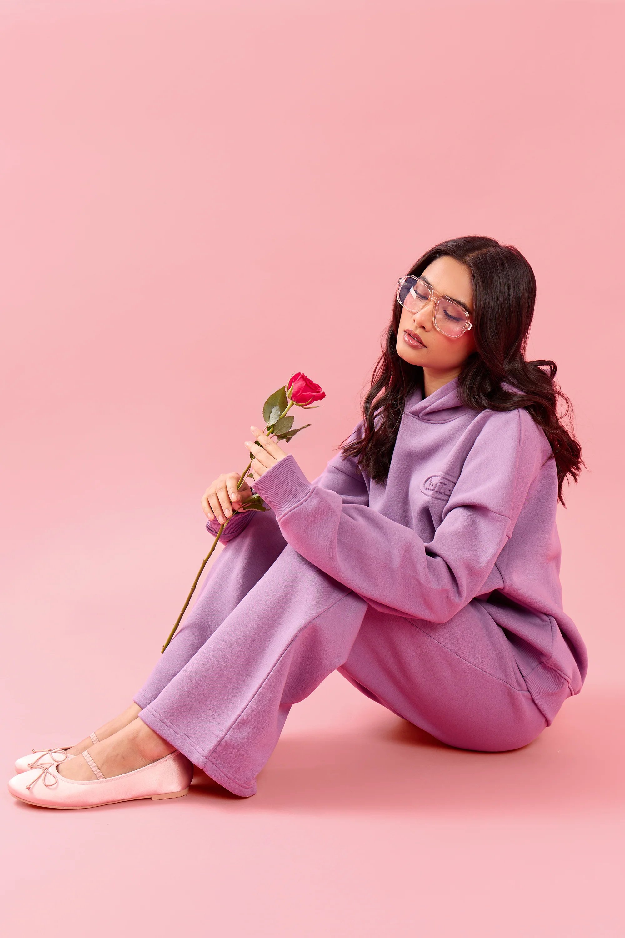 Kaiia Kaiia Oval Embossed Wide Leg Joggers Grape Boba - 2