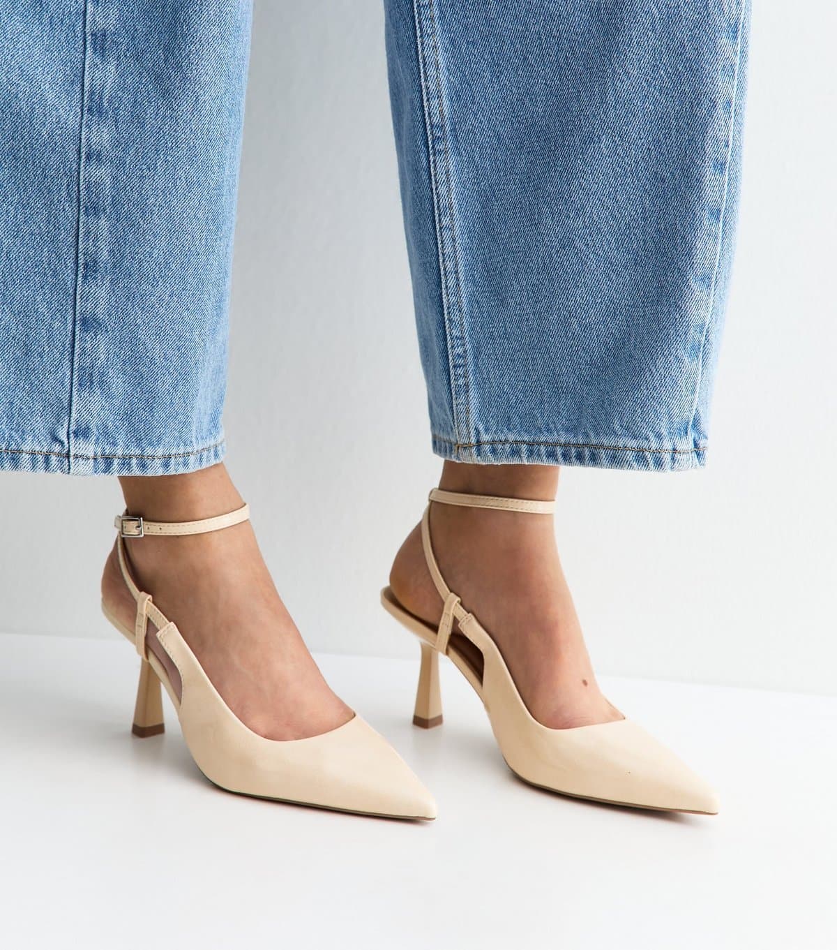 New Look Women's Light Yellow Faux Leather Ankle Strap Court Shoes Vegan New Look