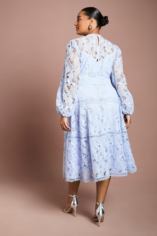 Coast Coast Women's Plus Lace Panelled Long Sleeve Dress in Lavender - 3