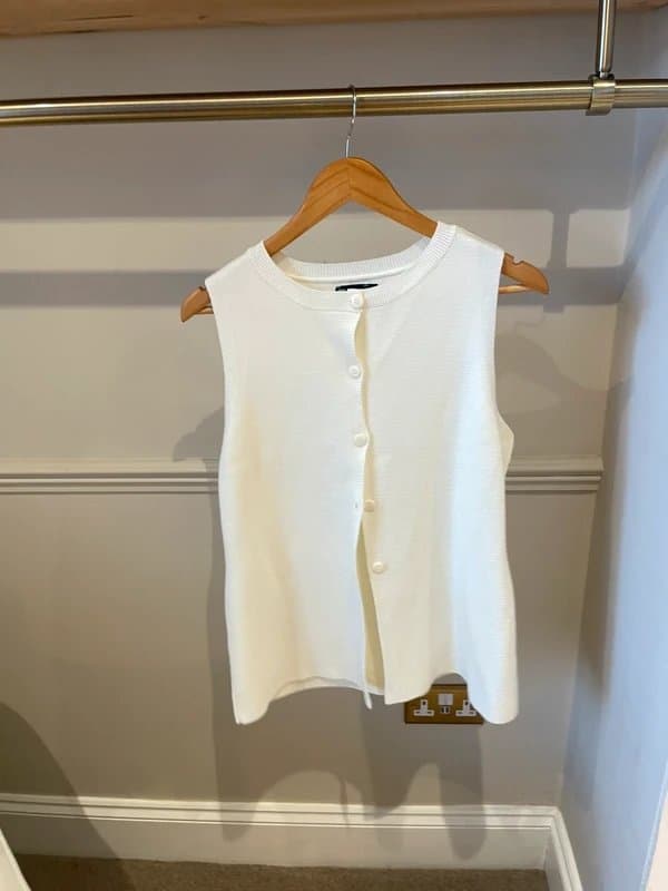 ASOS Design Cream Knit waistcoat ASOS design M