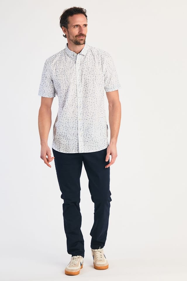 French Connection French Connection Men's Cotton Short Sleeve Floral Shirt in White - 3