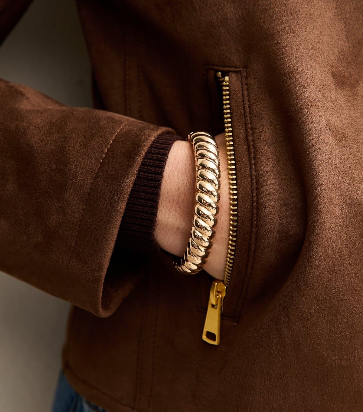 New Look Gold Tone Chunky Weaved Hinge New Look